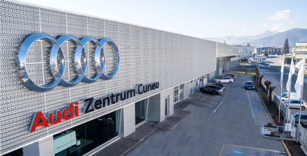 Che servizi offre Audi Zentrum Alessandria S.p.A. ai propri clienti