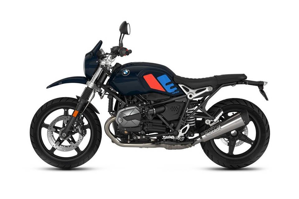 Come posso contattare il servizio clienti di BMW Motorrad Italia