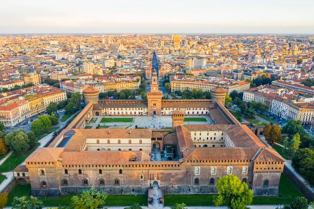 Cosa Visitare e Fare a Milano Durante il Prossimo Weekend 1 castello sforzesco 1