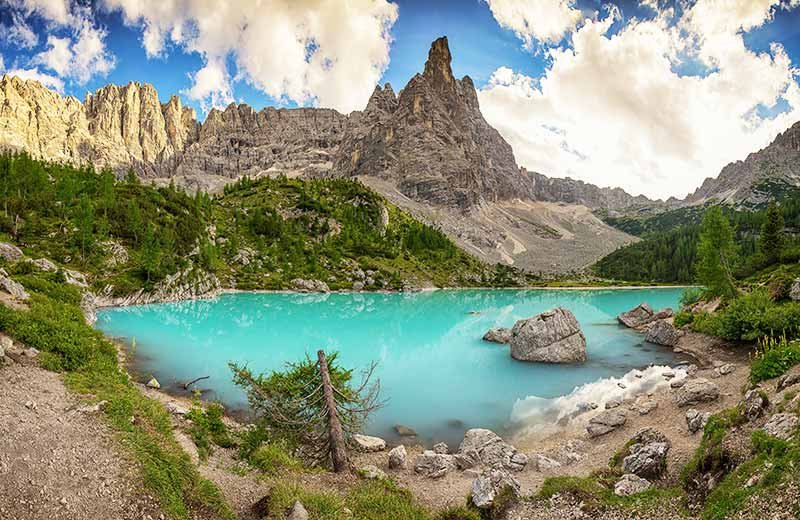 Quali sono le informazioni utili per visitare il Lago di Sorapis e il Passo Tre Croci