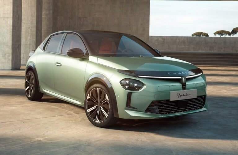 Come si installa un attacco Isofix sulla Lancia Ypsilon 8 lancia ypsilon