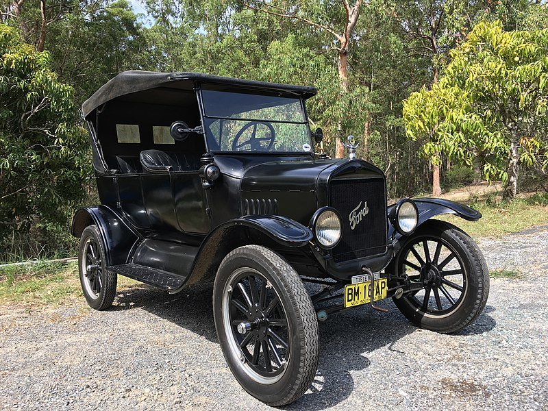 Che cos’è la Ford Model T, conosciuta come Tin Lizzie