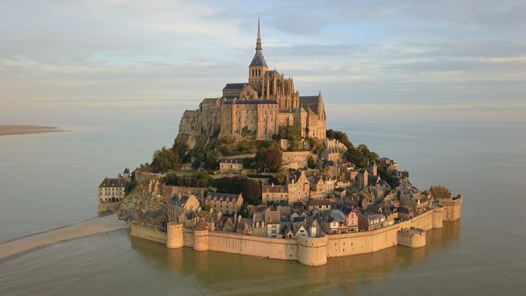 Come si raggiunge Mont Saint Michel in auto e mezzi pubblici 50 mont saint