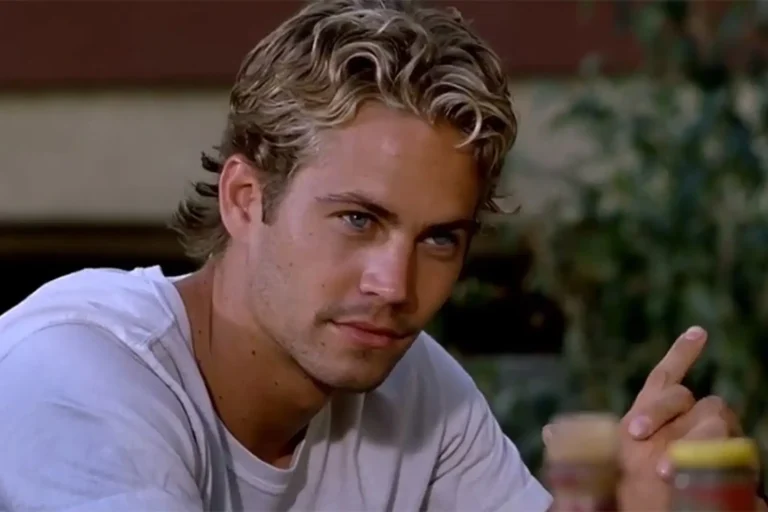 Chi è l'attore morto in un incidente aereo 29 paul walker 9