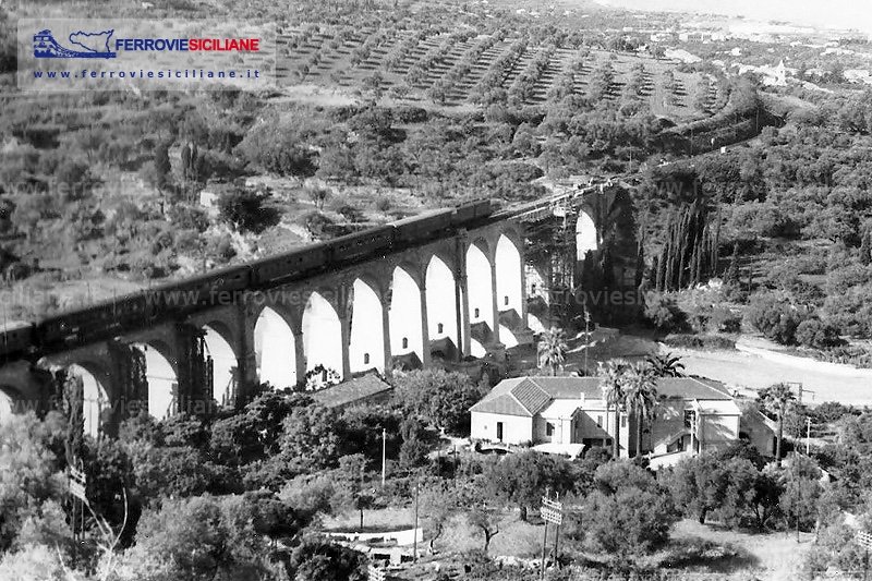 Che cos’è l’ex valico ponte del Gallo e quali sono le sue caratteristiche