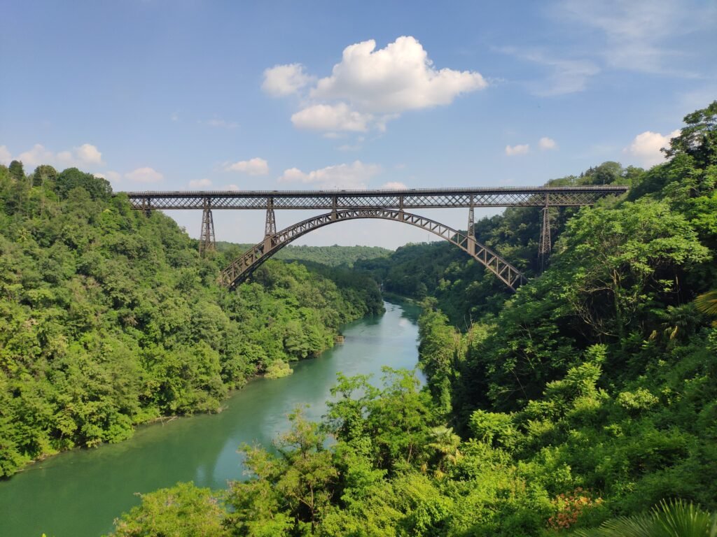 Perché Visitare il Ponte San Carlo a Praga è un’Esperienza Imperdibile