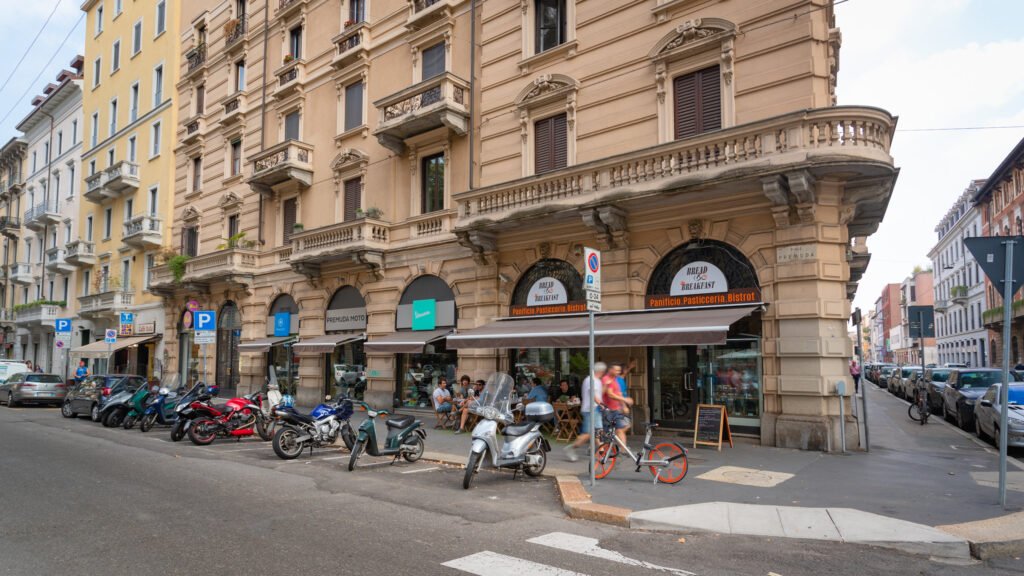 Qual è la fermata della metro più vicina a Porta Vittoria a Milano