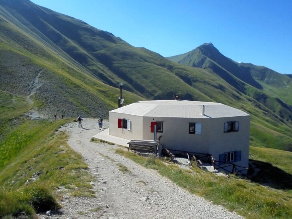 Quali Attività Puoi Svolgere Al Rifugio Del Fargno E Forcella Del Fargno