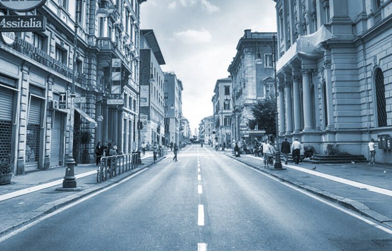 Perché una strada pubblica può essere chiusa da un privato 39 strada pubblica