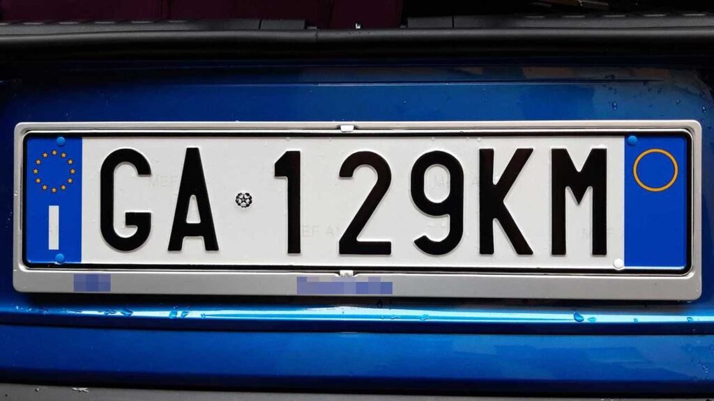 Come si determina l'anno di immatricolazione di una moto dalla targa 1 targhe italiane