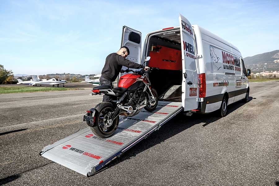 Come trovare servizi di trasporto moto low cost in modo efficace