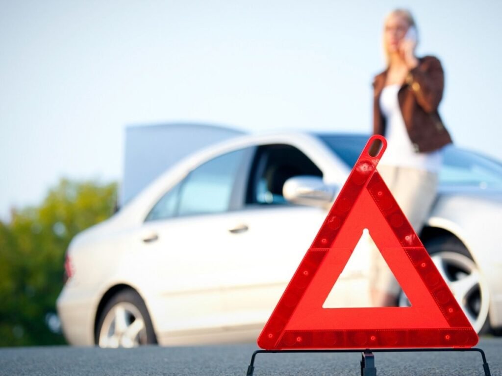 Qual è l’obbligo di polizza RC per i veicoli fermi in Italia